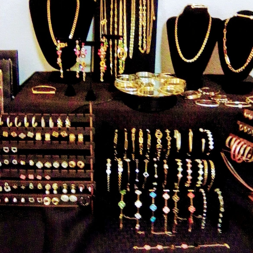 BIG EXTRAVAGANZA SALE!!!! ALL JEWELRY 50% off!!!!  FREE SHIPPING OVER $50